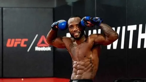 Чемпион UFC Эдвардс станет вратарем в благотворительном матче против бывших звезд футбола