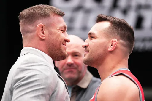 Бой Макгрегора и Чендлера состоится 30 июня на турнире UFC 303