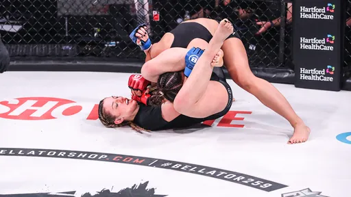Лиа МакКорт встретится с Дайаной Сильвой на Bellator 285