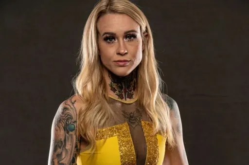 Боец BKFC Старлинг выложила откровенное фото в нижнем белье
