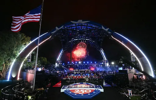 Сын Даны Уайта захотел набить татуировку с флагом США после турнира UFC в Белом доме
