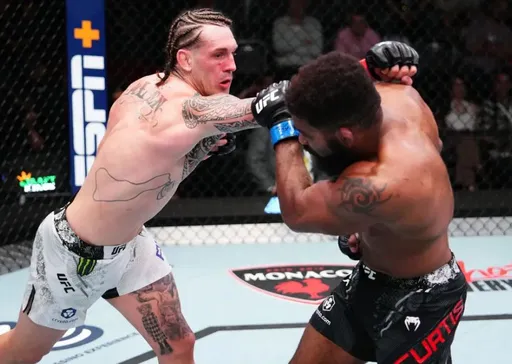 Аллен победил Кертиса в главном бою турнира UFC Vegas 90
