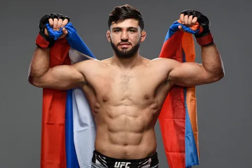 Царукян: идеально было бы подраться в апреле на UFC 300