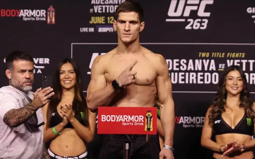 Евлоев проведет бой на турнире UFC в августе