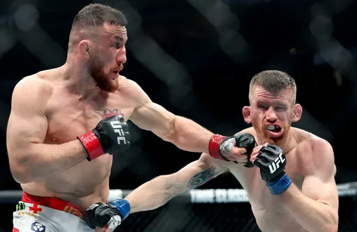 Петр Ян отреагировал на победу Двалишвили над Сэндхагеном на турнире UFC 320