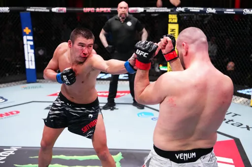 Боец из Кыргызстана Сатыбалдиев неудачно дебютировал в лиге UFC
