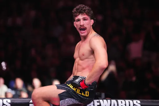 Салкиллд победил Гамрота в главном бою турнира UFC Vegas 120