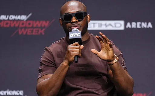 Бывший чемпион UFC Усман: поставлю 250 долларов на Стрикленда, но уверен в победе Чимаева