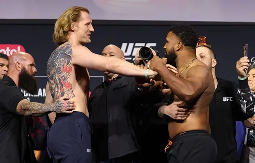 Появились судейские карточки боя Волкова и Кортеса-Акосты на турнире UFC 328
