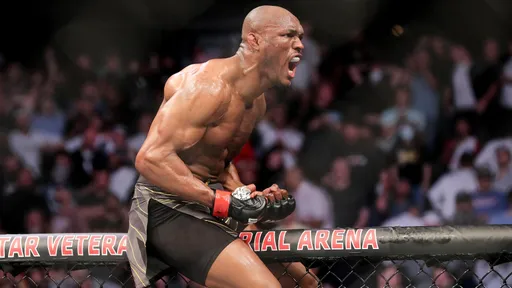 Подтвердилась информация о травме экс-чемпиона UFC Усмана