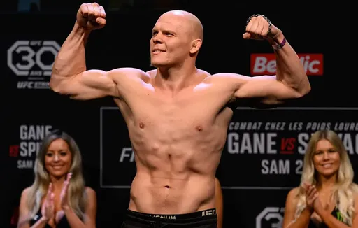 Узбекский боец UFC Гуськов: не заметил у Пауги техничной борьбы или ударки