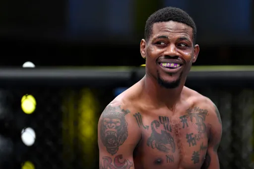 Кевин Холланд остановил похитителя духов накануне UFC Austin