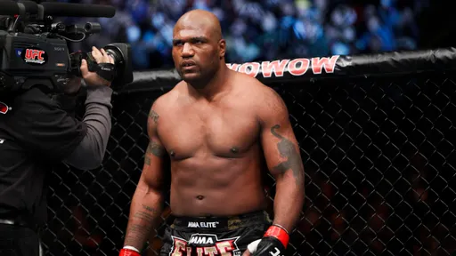Экс-чемпион UFC Джексон: я должен надрать Шеннону задницу