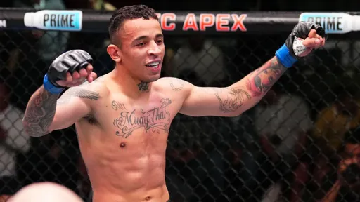Пратес: я вырублю Махачева, а потом привезу пояс UFC в Бразилию