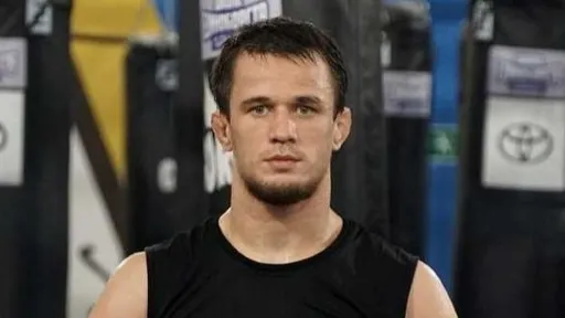 Усман Нурмагомедов намерен инвестировать деньги с победы в Гран-при Bellator