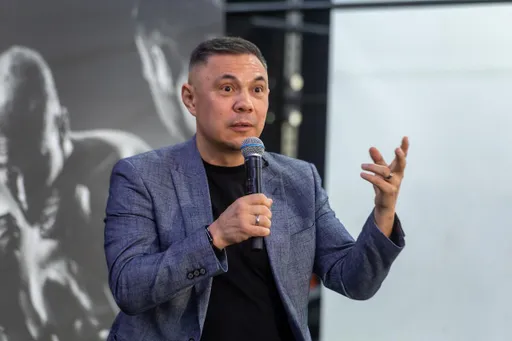 Костя Цзю считает, что Усик победит Фьюри в титульном поединке