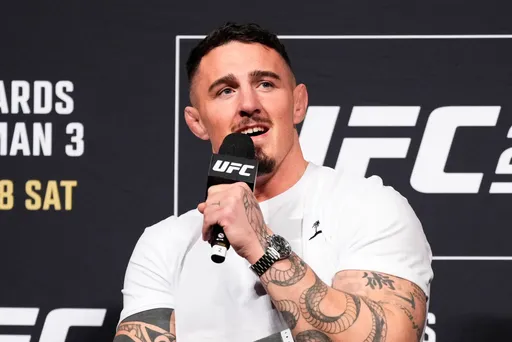 Чемпион UFC Аспиналл пока не получил разрешение врачей на спарринги