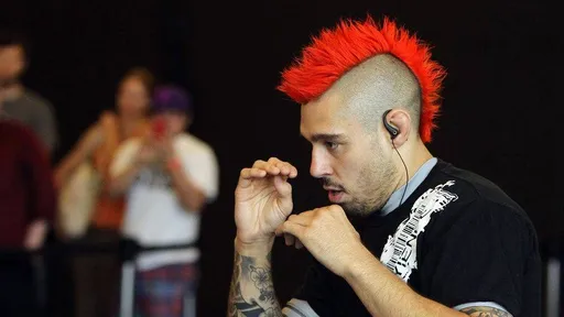 Экс-боец UFC Харди дал совет Махачеву на бой против Волкановски