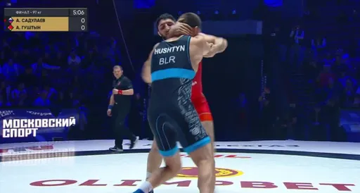 ВИДЕО: Садулаев победил Гуштына на турнире Poddubny Wrestling League