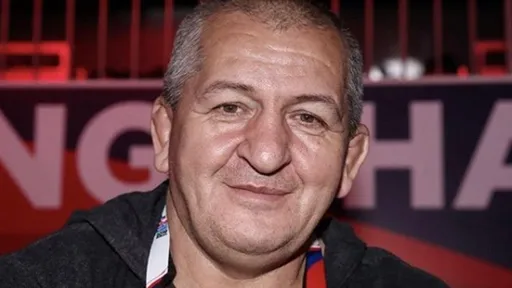 Брат Абдулманапа Нурмагомедова вспомнил, о чем последний раз говорил с родственником