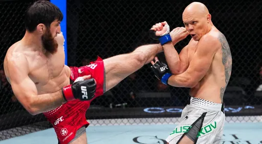 Анкалаев предложил Косте провести бой на UFC 333