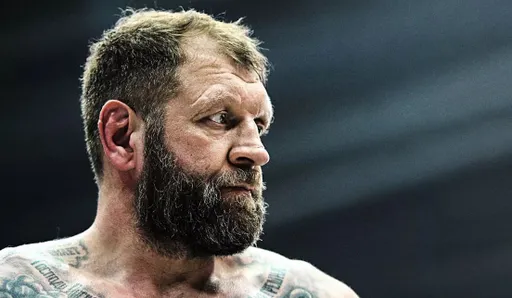 Александр Емельяненко провел кардиотренировку перед боем с Еркаевым