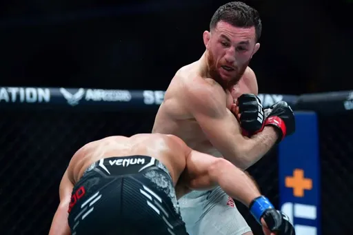 Экс-чемпион UFC Хилл считает, что Двалишвили заслужил титульный бой после победы над Сехудо