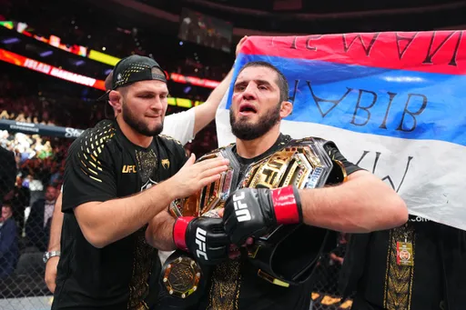 Махачев побил рекорд Силвы, но с трудом победил Гэрри: итоги UFC 330