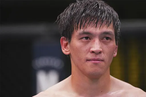 Казахстанец Максум проведет следующий бой 3 августа на турнире UFC в Абу-Даби