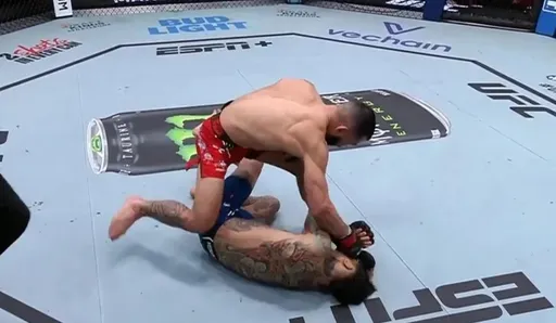 Дэн Иге нокаутировал Фили в первом раунде на турнире UFC Fight Night 236