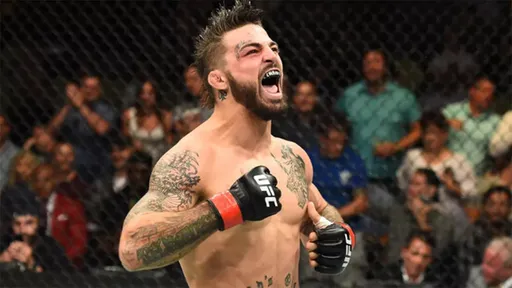 Перри хочет провести бой против Диаса на UFC 300