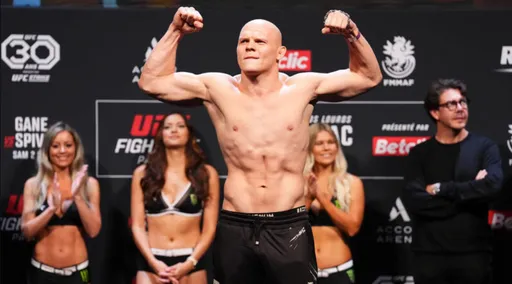 Азизян: будь Гуськов на месте Анкалаева, ему бы дали бой за титул UFC