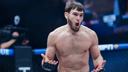 Умалатов рассказал, как перенес вылет из полуфинала сезона PFL из-за отказа в визе