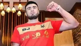 Узбекистанский боксер Жалолов в первом раунде нокаутировал Эвариеме