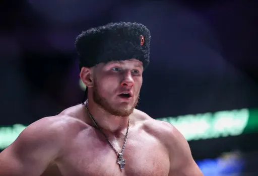 Фролов нокаутировал Янковского в главном событии ACA 173