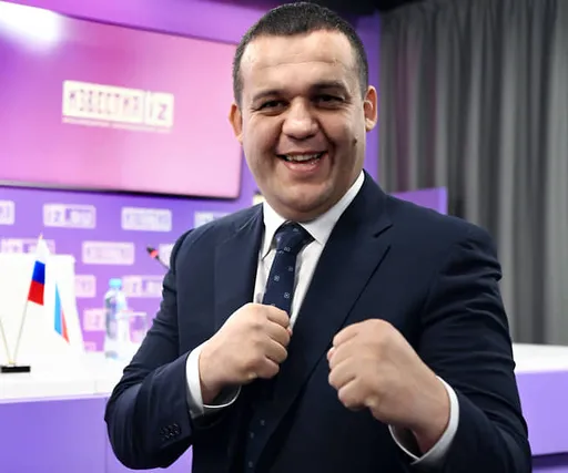 Кремлев: сейчас занимаемся разработкой своей компьютерной игры, UFC 5 покажется картриджем от Dendi