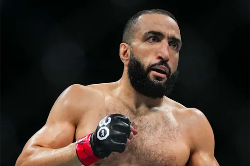 Чемпион UFC Мухаммад посетил шоу рестлинг-промоушена WWE Survivor Series: War Games
