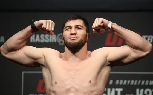 Экс-боец UFC Гамзатов возглавит февральский турнир RCC