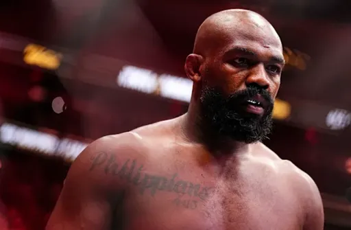 Джонс разочарован опасениями Уайта по поводу его выступления на турнире UFC в Белом доме