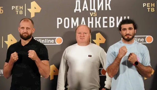 Иван Емельяненко раздельным решением судей победил Рябого на «Бойцовском клубе РЕН ТВ»