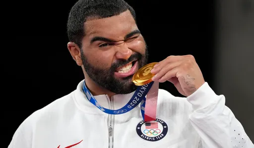 Уайт сделал заявление относительно соперника чемпиона ОИ Стивсона в его дебютном бою в UFC