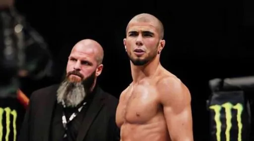 Мокаев дерзко ответил на желание дебютанта UFC из Казахстана Максума провести с ним бой