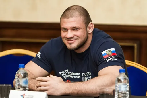 Штырков – о подходе Волкова к подготовке: боец не должен решать настолько много вопросов