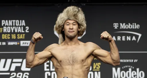 Тренер Рахмонова не исключил переход бойца в средний дивизион UFC