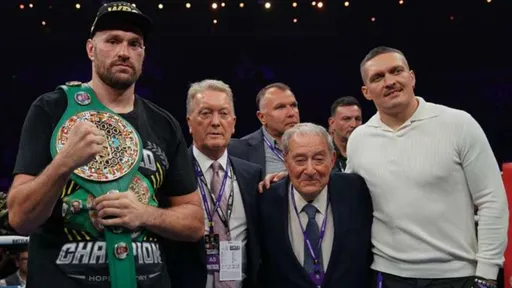 Глава Top Rank Арум жестко высказался о команде Усика после слов о Фьюри и его жене