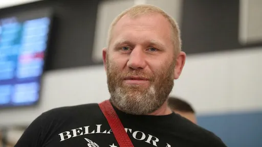 Харитонов считает, что шансы в возможном поединке Павлович – Нганну равны