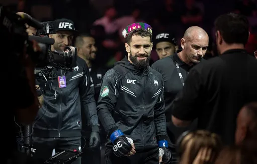 Таджикский боец UFC Наимов хочет провести следующий бой против Барбозы