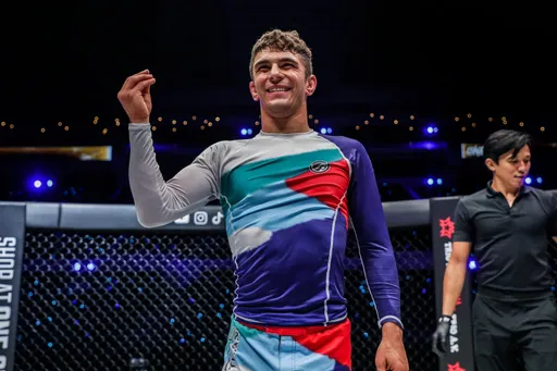 Мусумечи: моя главная цель – перейти в UFC и завоевать пояс в наилегчайшем весе