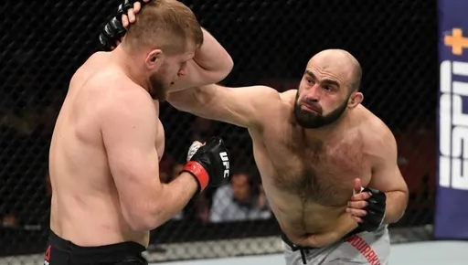 Поединок Абдурахимов – Алмейда не состоится на турнире UFC 280, он перенесен на январь 2023 года