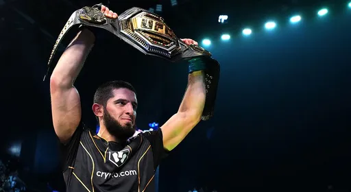 Бой Махачева и Гейджи может возглавить дебютный турнир UFC в Саудовской Аравии
